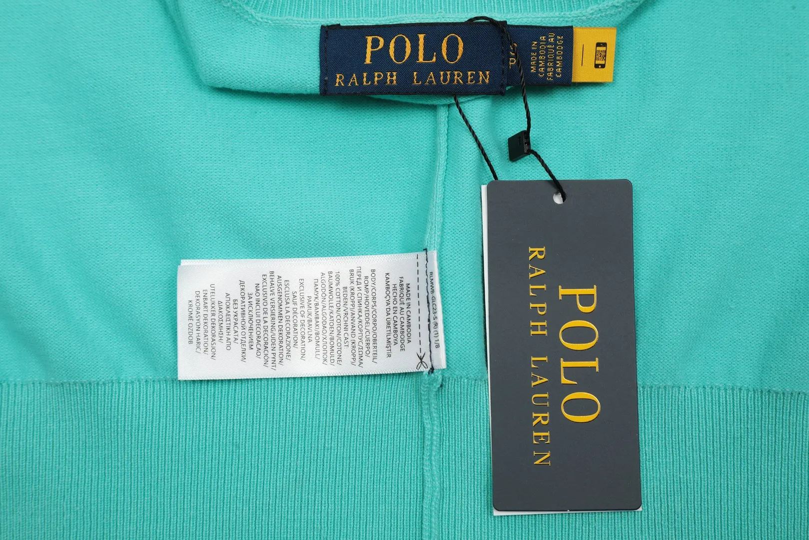 🅿️156 "Top quality" Style number: DS008# (not off the shelves all year round) [Ralph Lauren round neck solid color pony embroidered logo knitted short sleeves] ✅Ralph Lauren classic basic versatile knitted short sleeves for all seasons ✅Main supplier platform live broadcast Wholesale entity Replenish if out of stock Not off the shelf ✅ZP quality 1:1 version Scan the code to enter the GF website Counter quality ✅Detailed quality is the only one in Guangzhou Imported quality cotton yarn, focusing on high-end, cost-effective, good quality needless to say ✅The version is restored to the original version, loose, comfortable and stress-free, simple is high-end, classic is timeless ✅The upper body is simple and easy to match, a must-have for goddess ootd. Good-looking clothes are never picky. A must-have in the goddess' wardrobe. Size: S-XL Color: Army green, off-white, black, light pink, khaki, navy, light blue, mint green